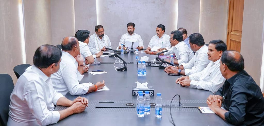 పాలమూరు ప్రాజెక్టులకు వేగం.. భూసేకరణపై సీఎం ప్రత్యేక దృష్టి